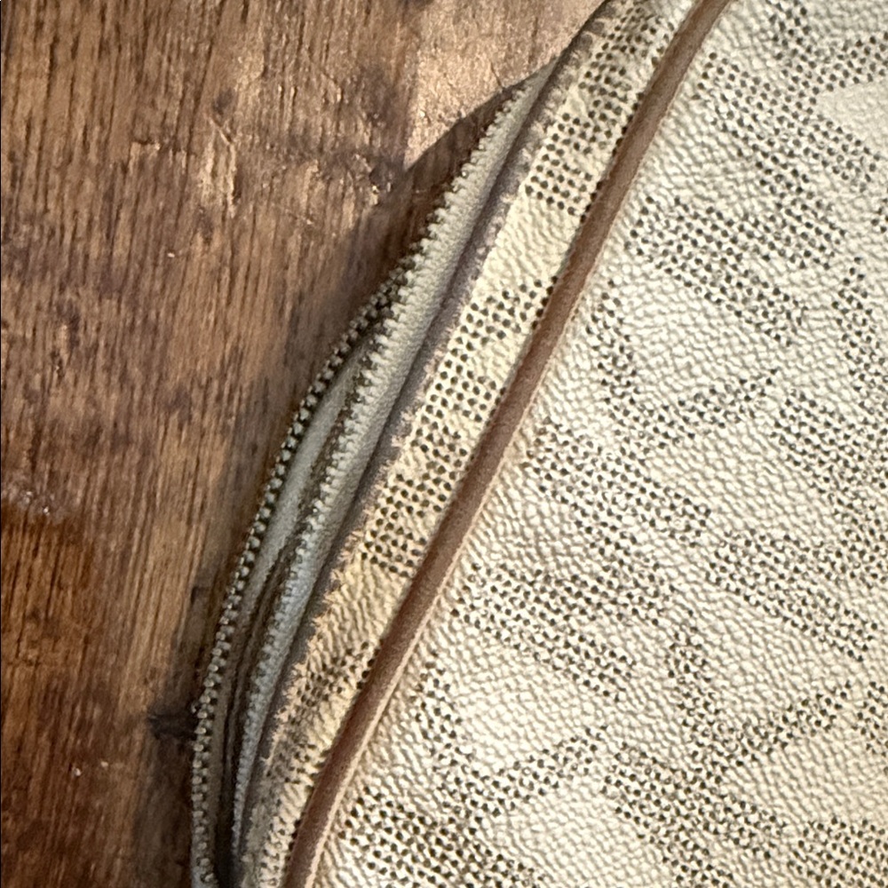 Michael Kors Tan Logo Crossbody Bag - Picture 8 of 11